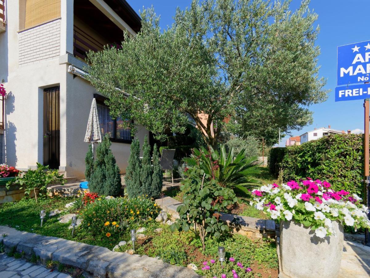 Apartments Marta Novigrad Istria Exterior foto